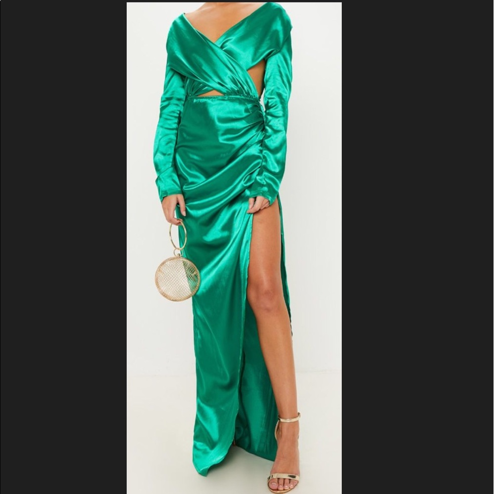Green satin maxi dress 💚